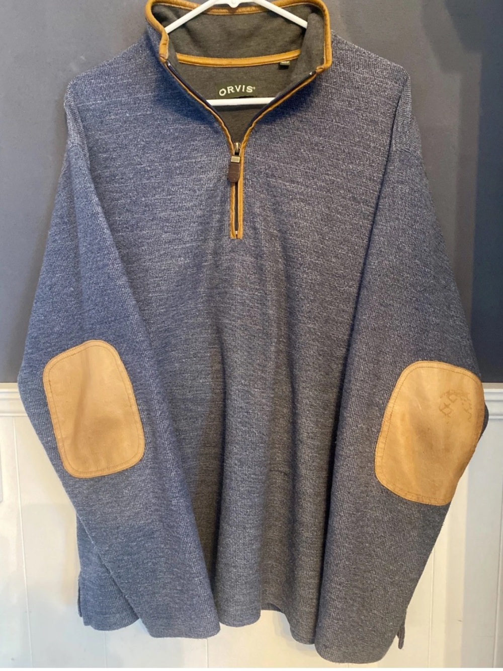 Orvis Men's Navy Heather Quarter-Zip Sweater with Tan Elbow Patches and Trim